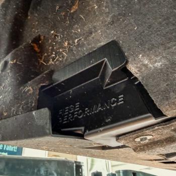 Mustang S650 Spritzwasserschutz Radhausschale - Must Have