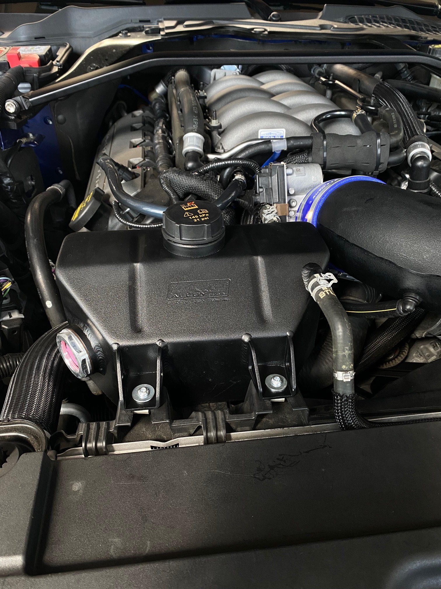 FIEGEPERFORMANCE - Pro Alloy Mustang S550 Kühlwasser 