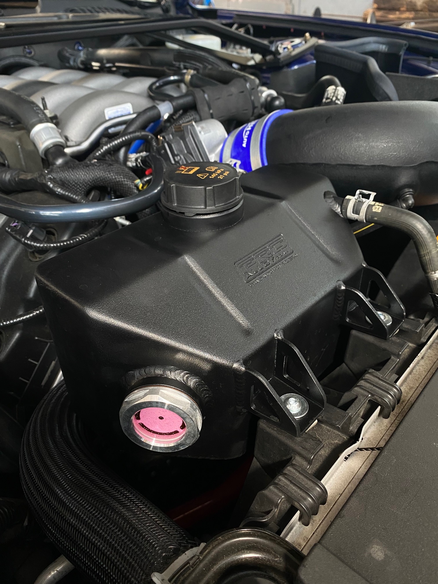FIEGEPERFORMANCE - Pro Alloy Mustang S550 Kühlwasser 