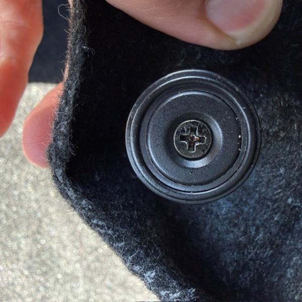 FP-TRIMMGNT Haltemagnet Seitenverkleidung Ford Mustang LAE