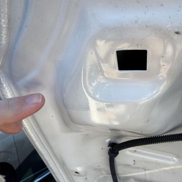 Ford Kuga Haubenstütze zur Reduzierung des Flatterns ab MY2020