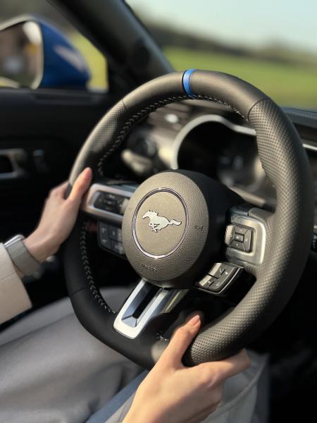 FIEGEPERFORMANCE Lenkrad PERFECT STYLE S550, abgeflacht - Facelift optional mit Lenkradheizung