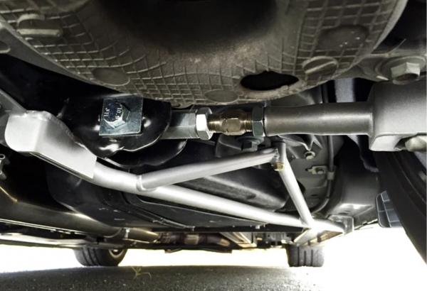 STEEDA S650 IRS KIT "STOP THE HOP"
